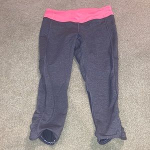 livivva cropped leggings grey and pink